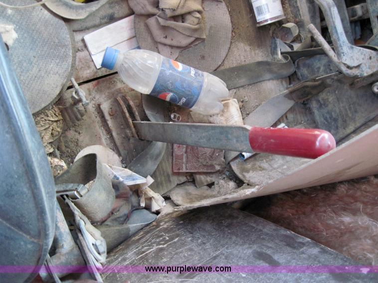 image for item 4015 1977 Ford 9000 semi truck