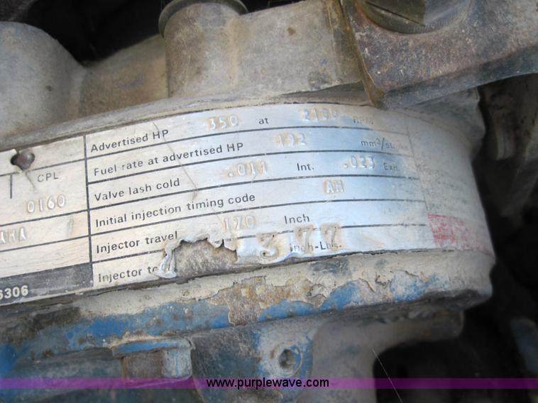 image for item 4015 1977 Ford 9000 semi truck