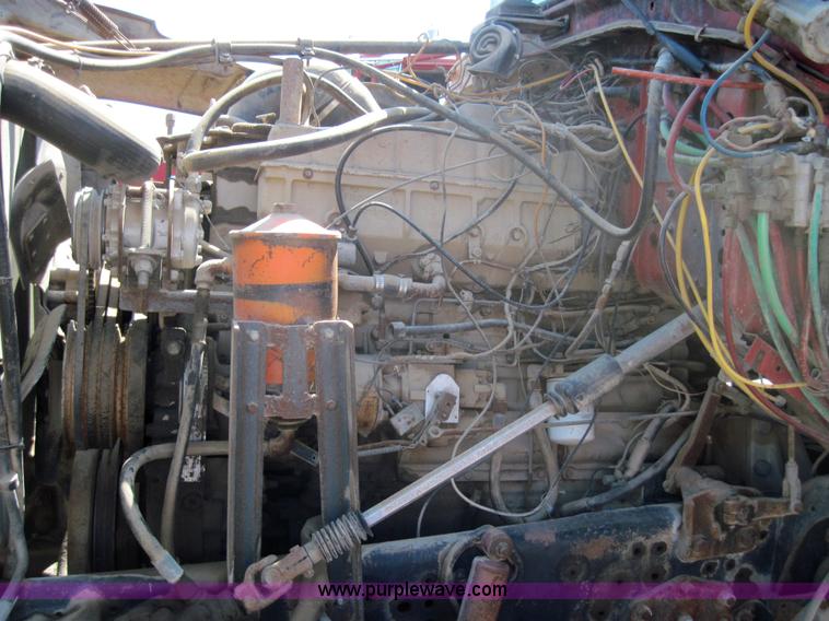 image for item 4016 1980 Ford 9000 semi truck