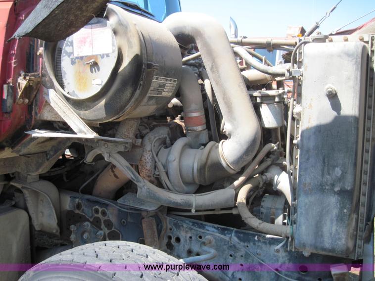 image for item 4016 1980 Ford 9000 semi truck