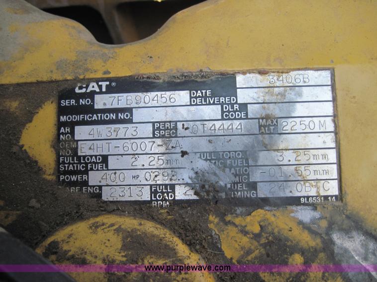 image for item 4017 1987 Ford LTL9000 semi truck