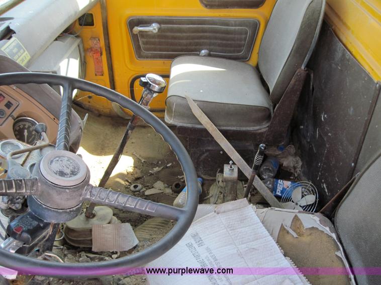 image for item 4019 1978 Ford truck with dump bed