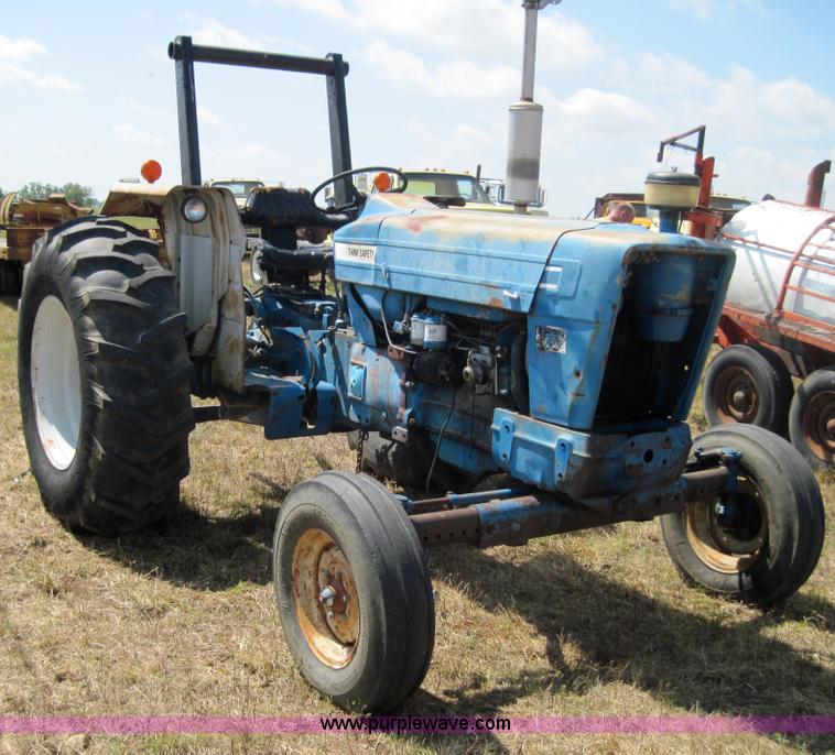 image for item 4025 Ford 5900 tractor