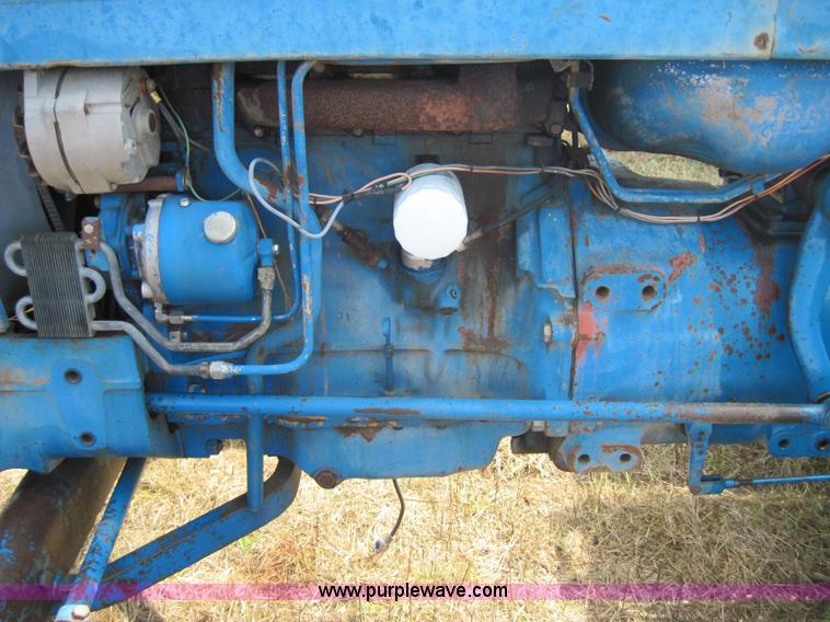 image for item 4025 Ford 5900 tractor