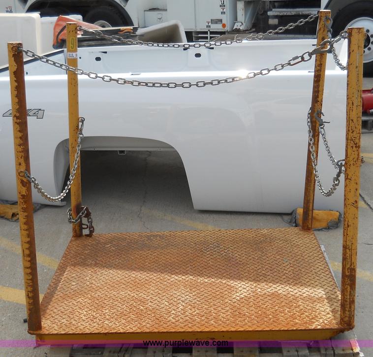 image for item 5018 Four post forklift platform