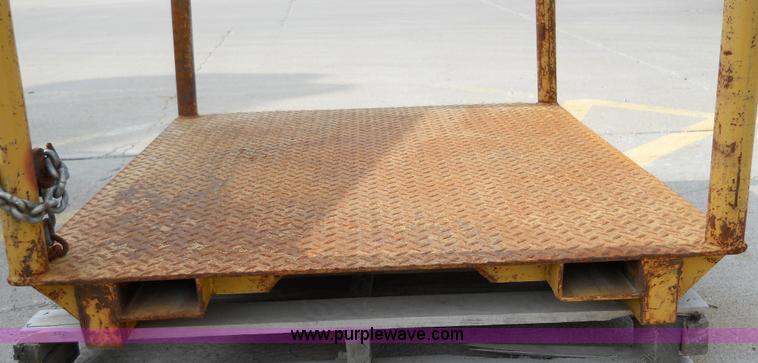 image for item 5018 Four post forklift platform