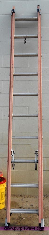 image for item 5019 18' fiberglass extension ladder