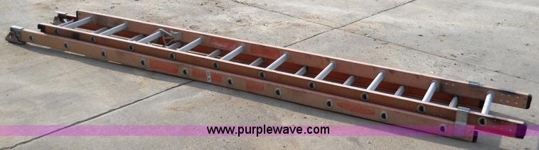 image for item 5020 18' fiberglass extension ladder