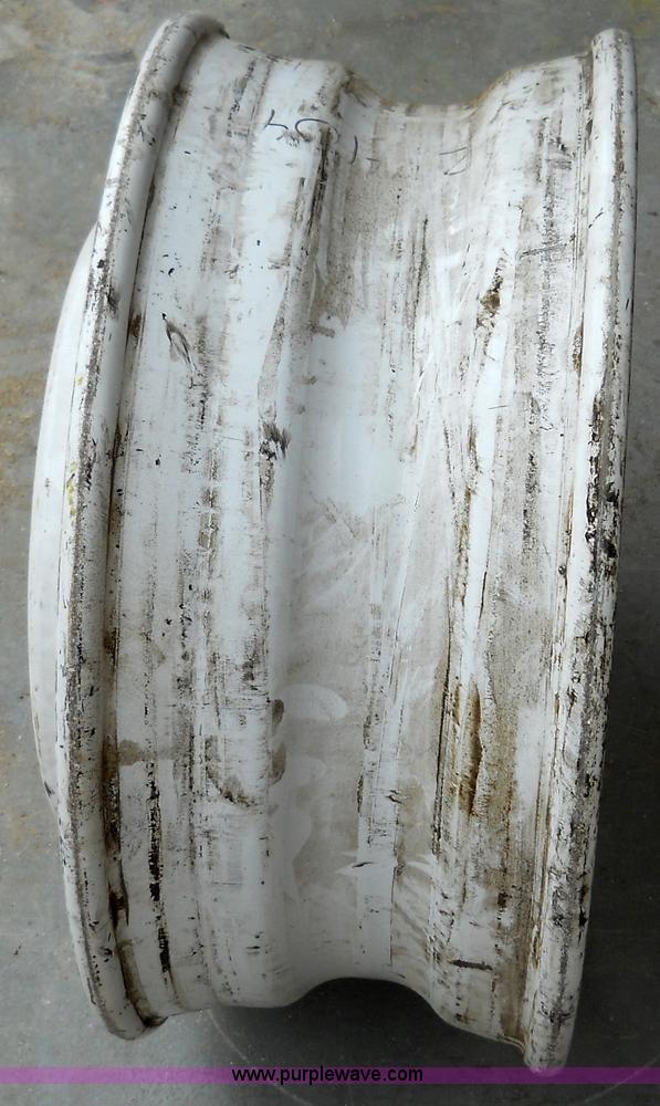 image for item 5045 Budd wheel