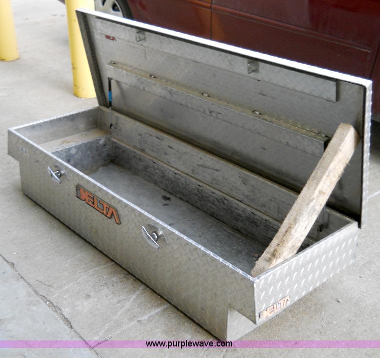 image for item 5055 Delta aluminum truck box