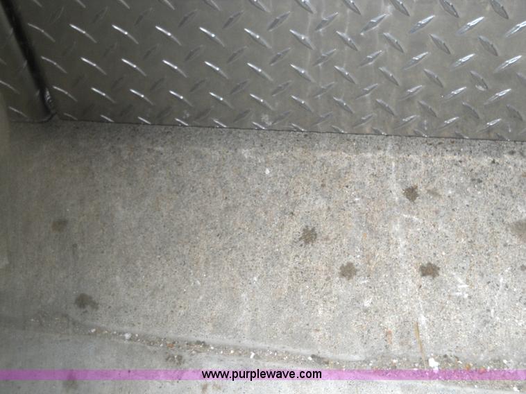 image for item 5058 Aluminum box