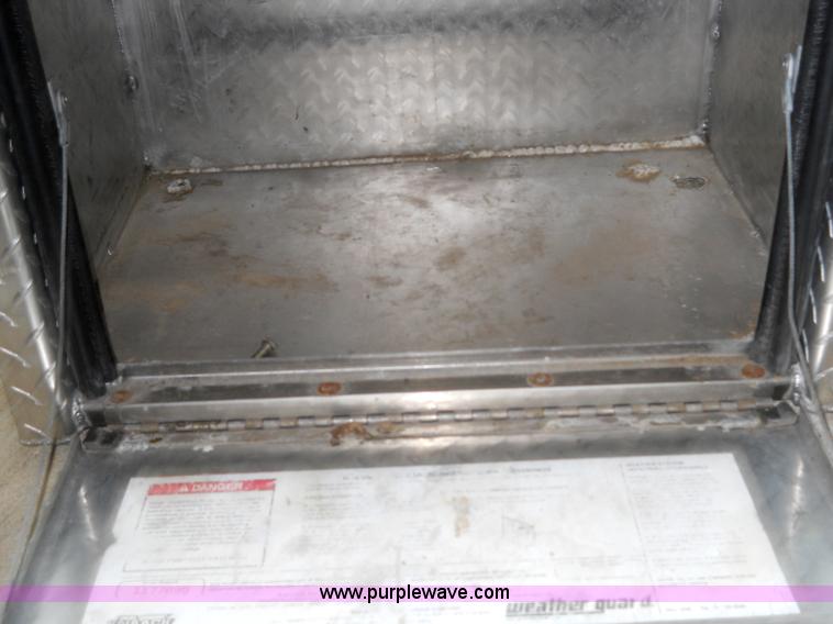 image for item 5058 Aluminum box