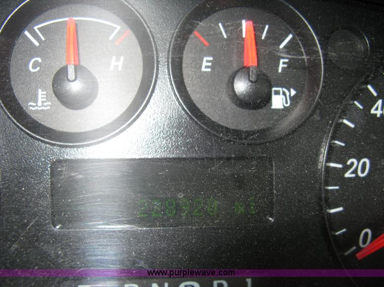 image for item 5115 2007 Ford Taurus SE