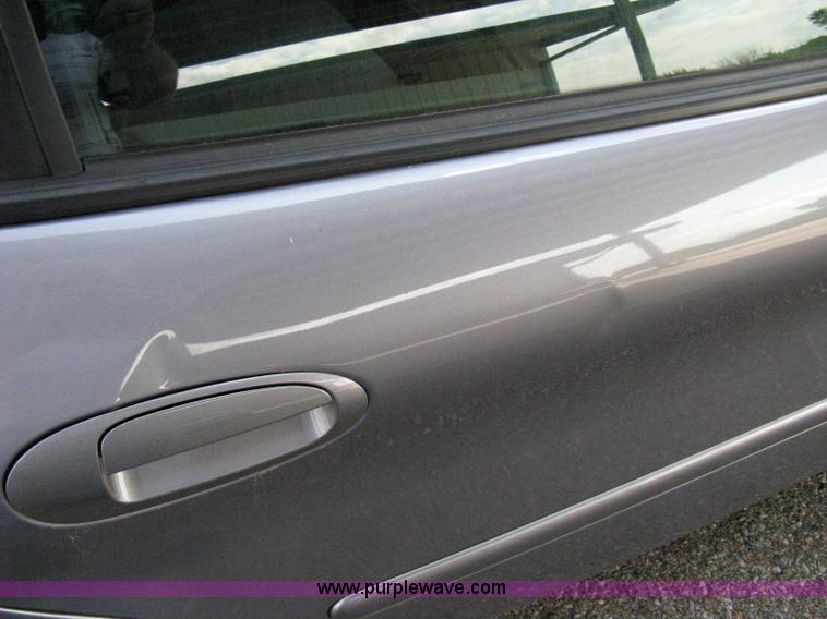 image for item 5115 2007 Ford Taurus SE