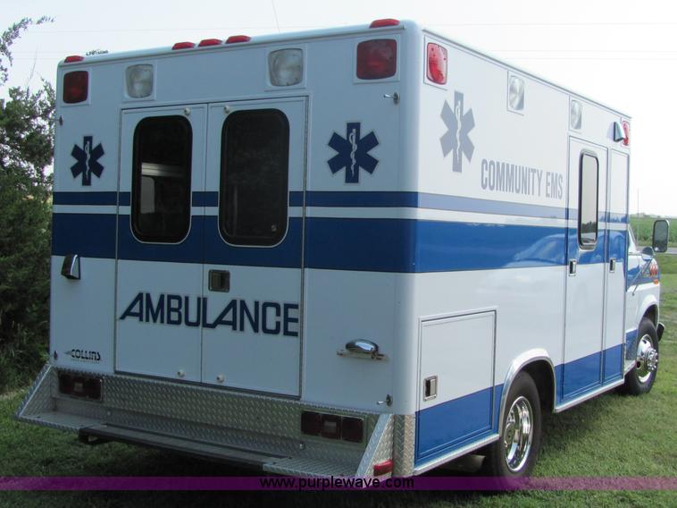 image for item 6840 1988 Ford Econoline E350XL ambulance