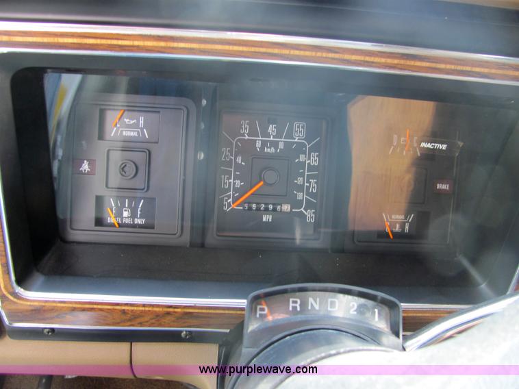 image for item 6840 1988 Ford Econoline E350XL ambulance