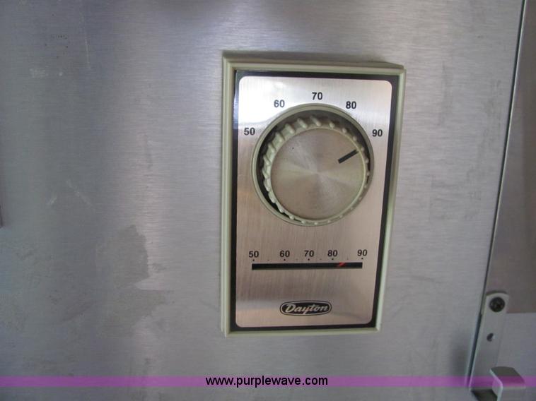 image for item 6840 1988 Ford Econoline E350XL ambulance