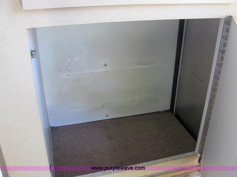 image for item 6840 1988 Ford Econoline E350XL ambulance