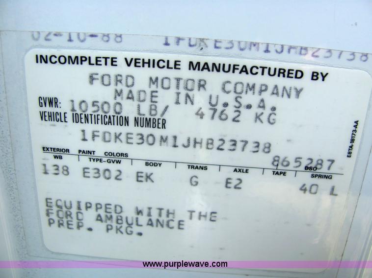 image for item 6840 1988 Ford Econoline E350XL ambulance