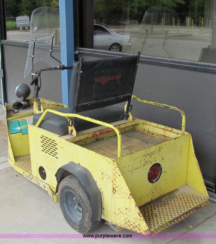 image for item 6952 Three wheel utility vehicle