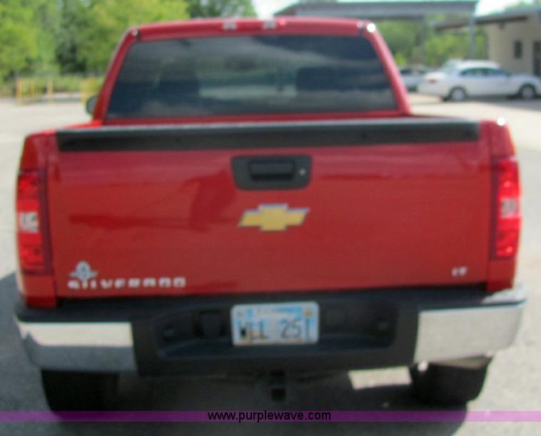 image for item 6984 2008 Chevrolet Silverado 1500LT pickup truck