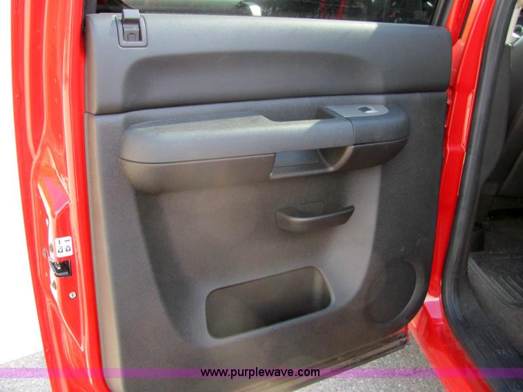 image for item 6984 2008 Chevrolet Silverado 1500LT pickup truck