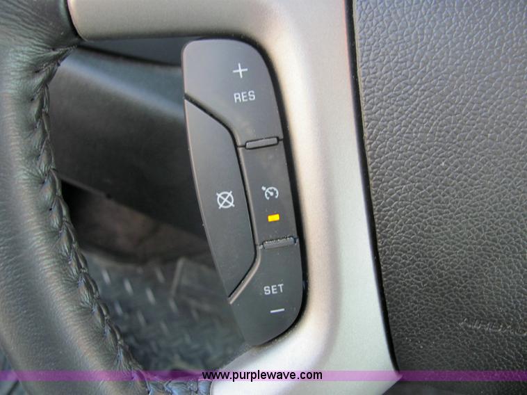 image for item 6984 2008 Chevrolet Silverado 1500LT pickup truck