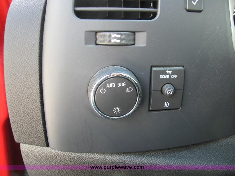 image for item 6984 2008 Chevrolet Silverado 1500LT pickup truck