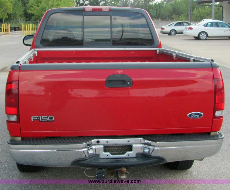 image for item 6985 1999 Ford F150 pickup truck