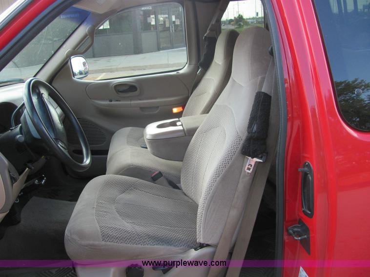 image for item 6985 1999 Ford F150 pickup truck