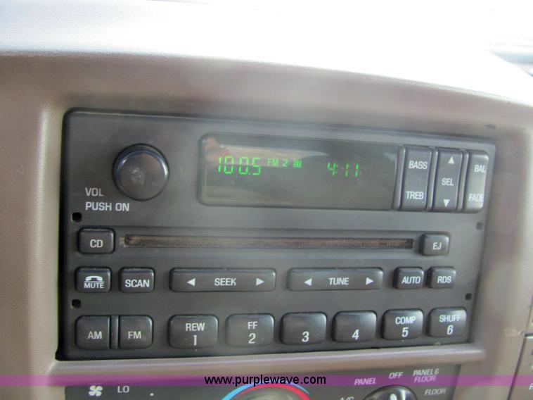 image for item 6985 1999 Ford F150 pickup truck