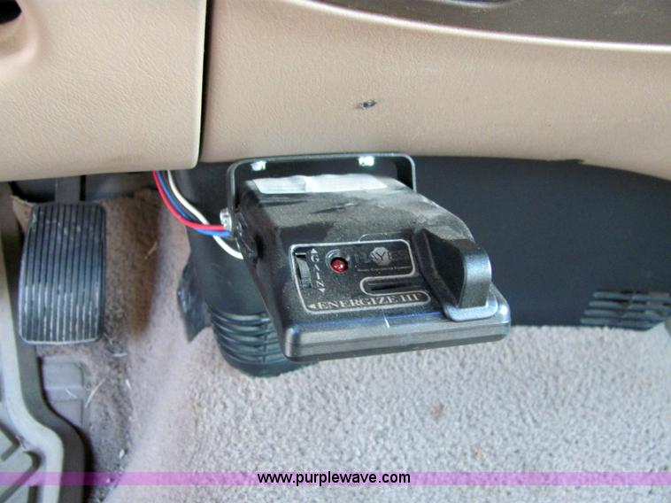 image for item 6985 1999 Ford F150 pickup truck