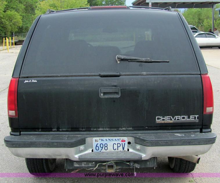 image for item 6986 1996 Chevrolet Tahoe K1500 LT