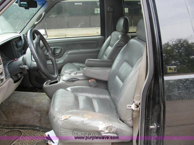 image for item 6986 1996 Chevrolet Tahoe K1500 LT