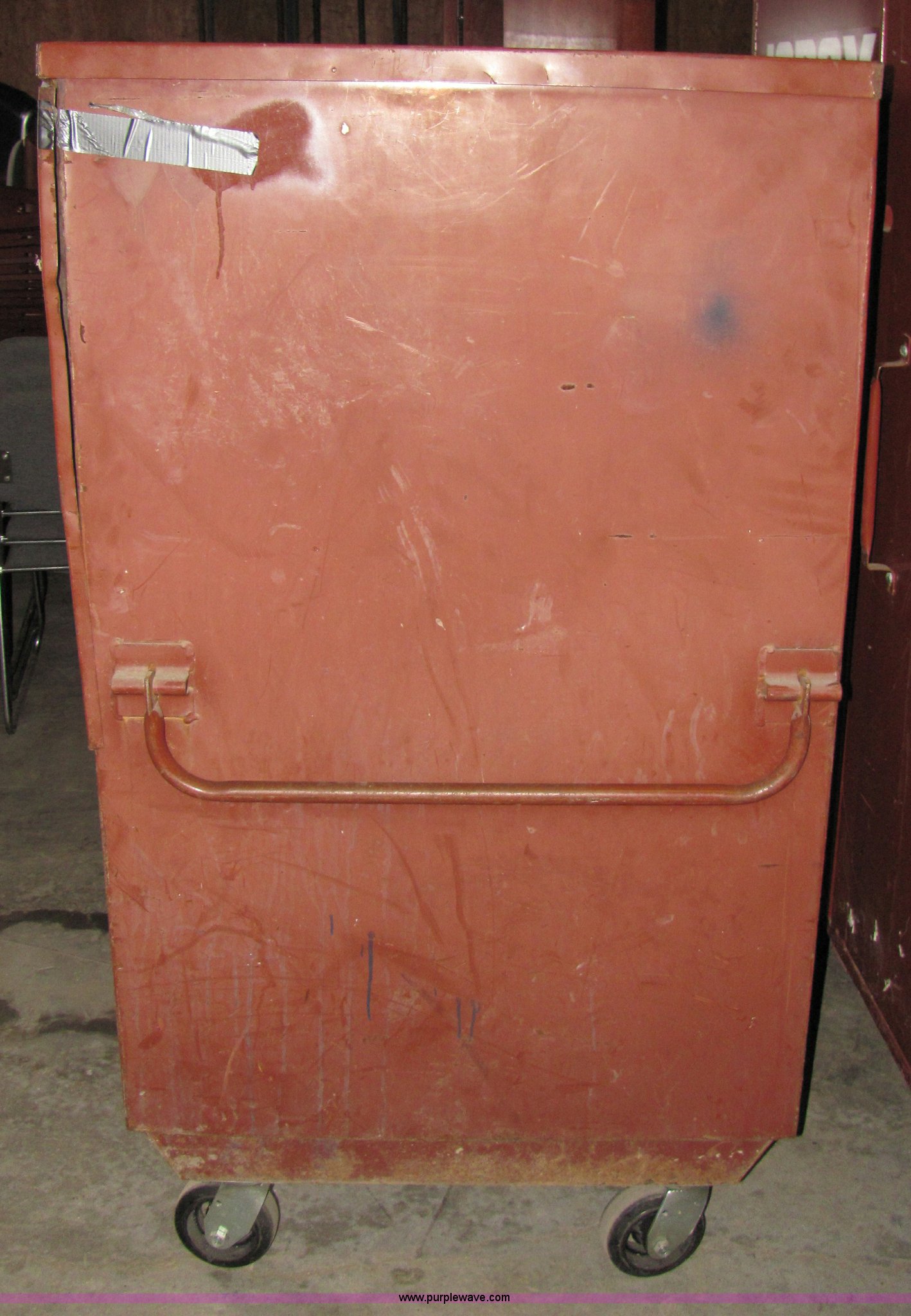 Jobox container on wheels in Lawrence, KS Item 2386 sold Purple Wave