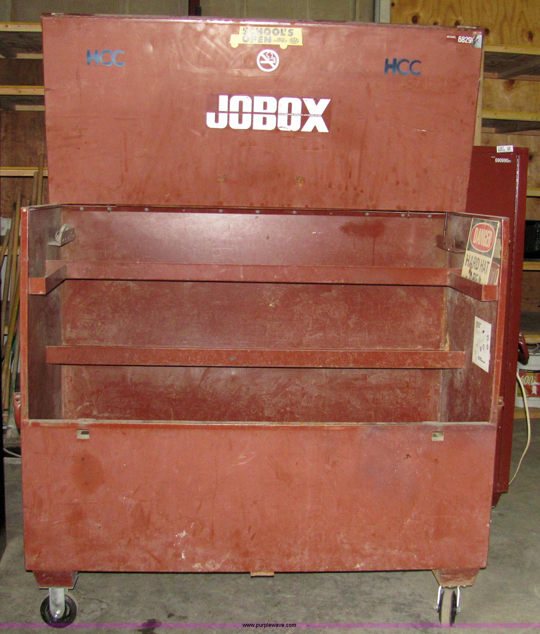 Jobox container on wheels in Lawrence, KS Item 2386 sold Purple Wave