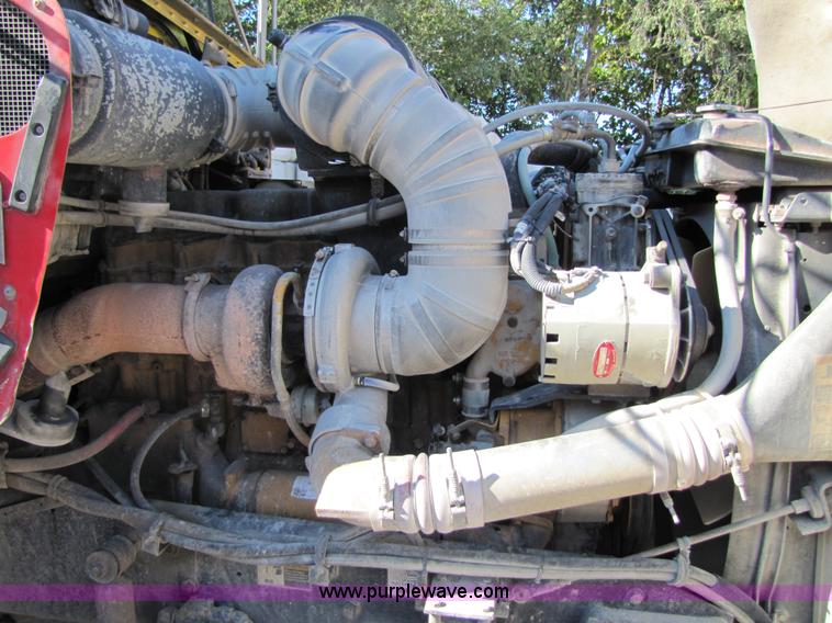 image for item 4647 2000 Kenworth Construct T800 semi truck