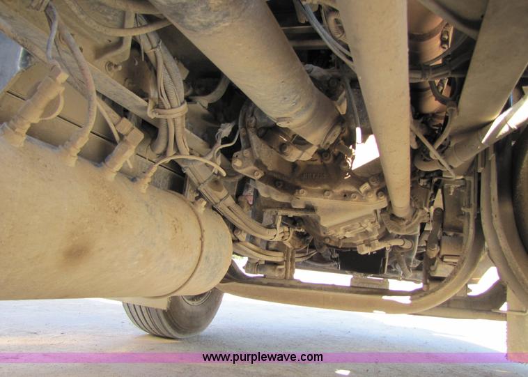 image for item 4648 2000 Kenworth Construct T800 semi truck