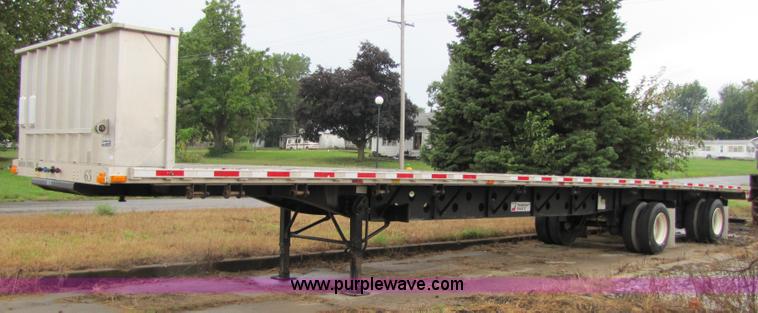image for item 5260 2004 Transcraft Eagle II aluminum flatbed trailer
