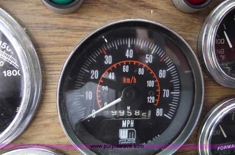 image for item 5788 1979 Western Star heavy service crane truck