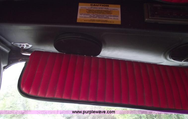 image for item 5788 1979 Western Star heavy service crane truck