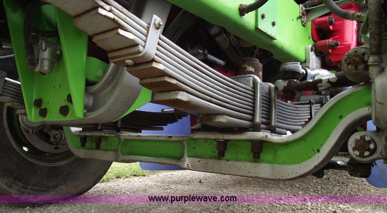 image for item 5788 1979 Western Star heavy service crane truck