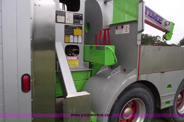 image for item 5788 1979 Western Star heavy service crane truck