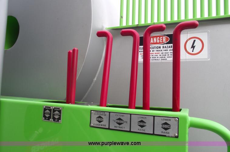 image for item 5788 1979 Western Star heavy service crane truck