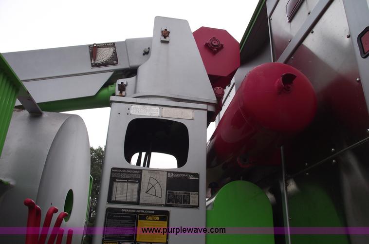 image for item 5788 1979 Western Star heavy service crane truck