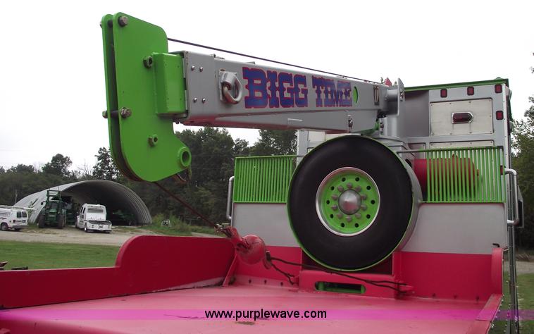 image for item 5788 1979 Western Star heavy service crane truck