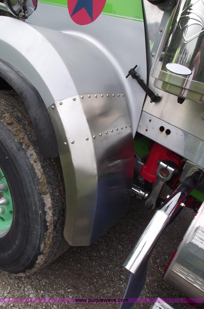 image for item 5788 1979 Western Star heavy service crane truck