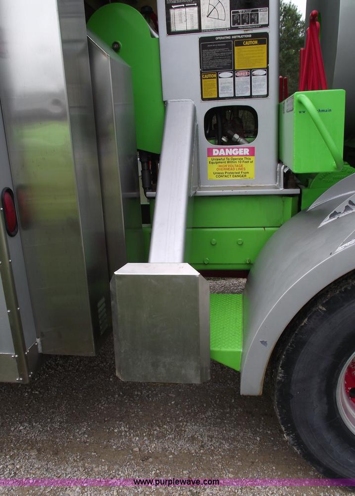 image for item 5788 1979 Western Star heavy service crane truck