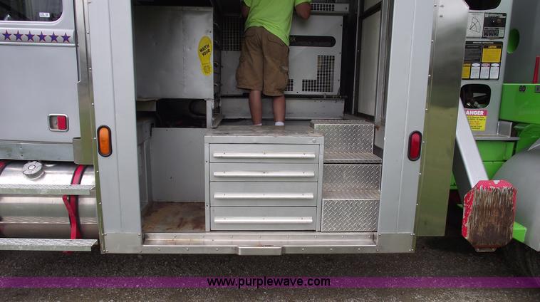 image for item 5788 1979 Western Star heavy service crane truck