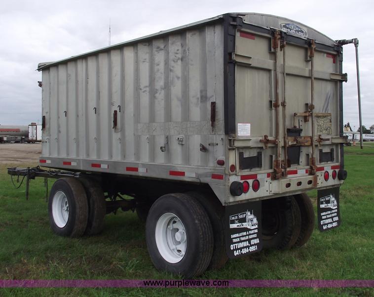 image for item 5812 1984 15' aluminum pup trailer
